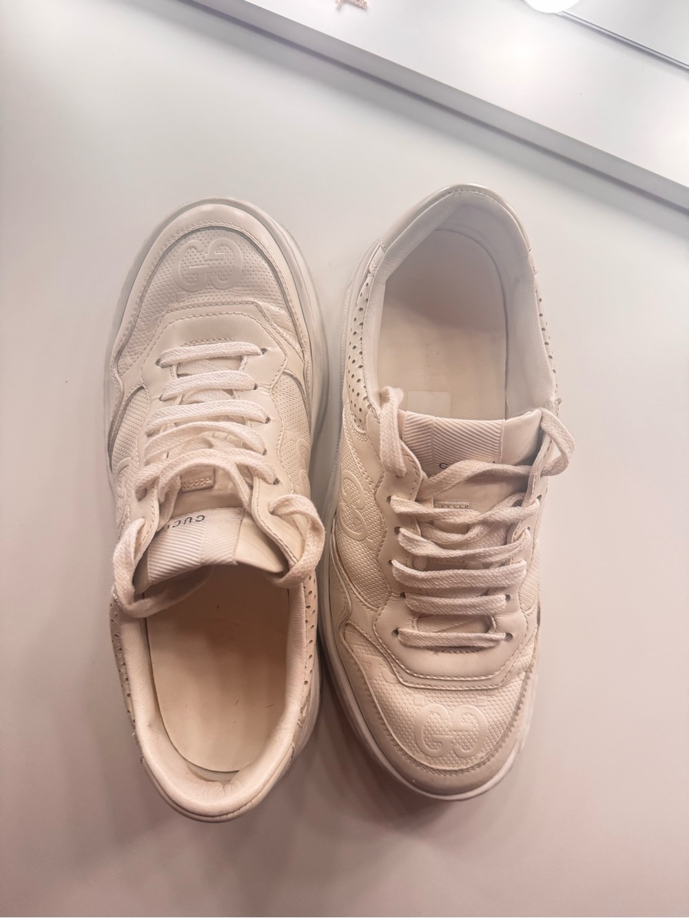 Gucci Cream Leather Low-Top Sneakers
